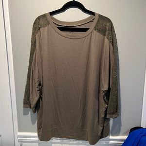 Torrid Size 1 Super Soft Tee
